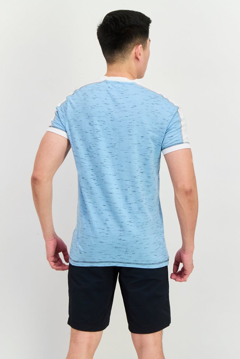 Company Eighty One تي شيرت قصير الأكمام للرجال على شكل حرف V، أزرق فاتح - Image 2